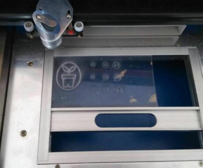 �Pʽ320����� �C